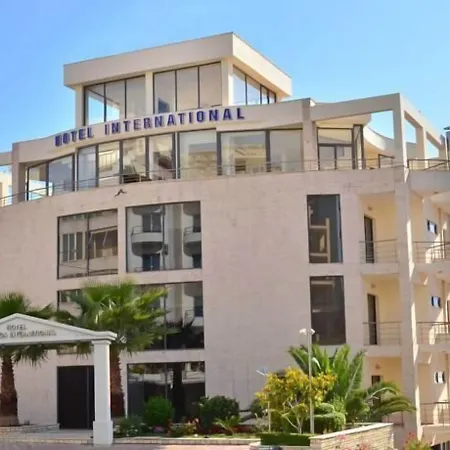 Ξενοδοχείο International