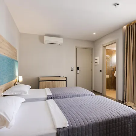 Hotel International