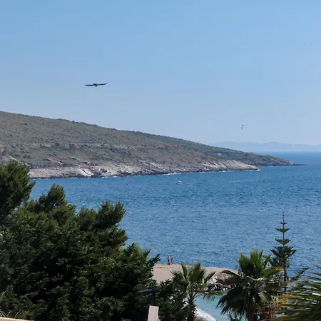 International 4* Sarandë