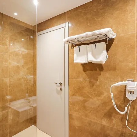 International Hotel Sarandë