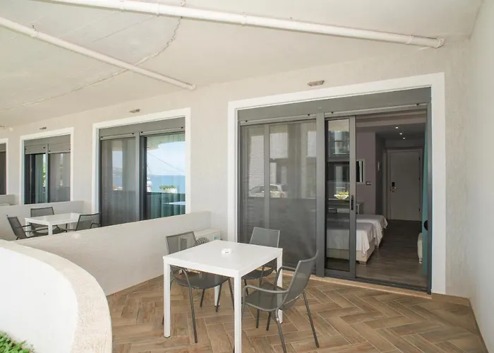 Ξενοδοχείο International