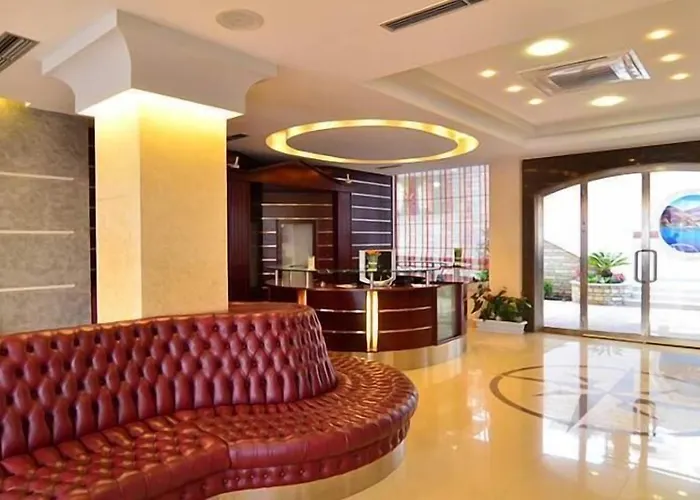 International מלון סרנדה