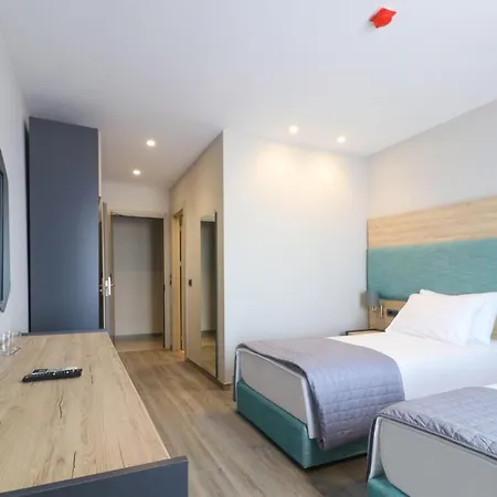 International Szálloda 4*