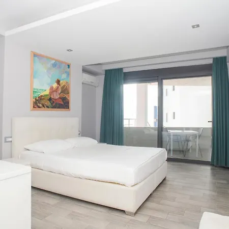 International Hotel Saranda