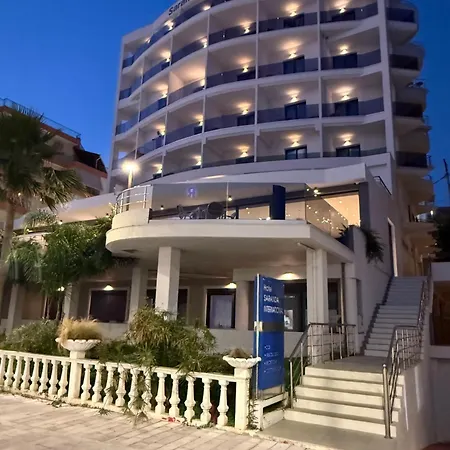 International Hotel 4*