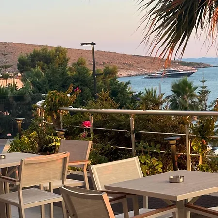 International 4* Sarandë