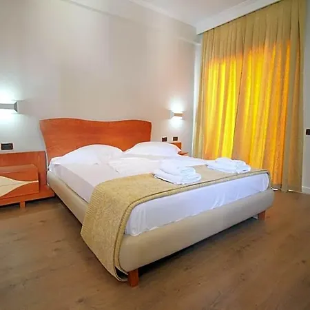 Hotel International Sarandë