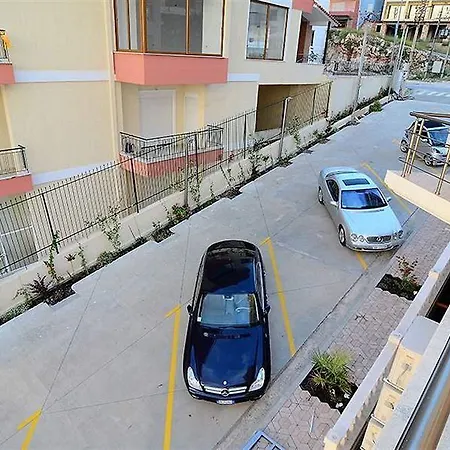 International Szálloda Saranda