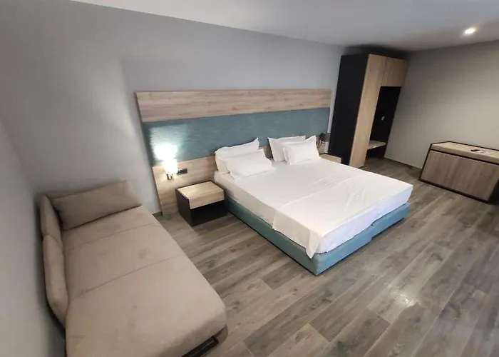 萨兰达国际酒店 酒店 Sarandë